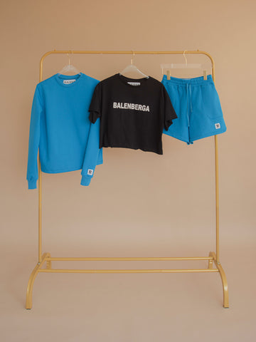 T shirt Balenberga big print X Short & Sudadera azul pavoreal